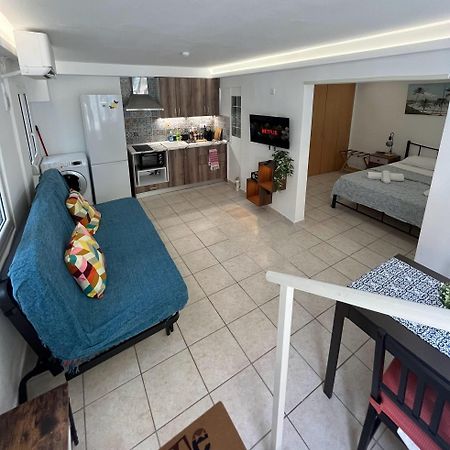 Skg Retreat Emerald - 5Min Walk From Seafront Thessaloniki Exterior photo
